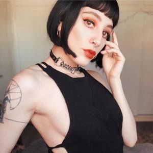 Meet your Posher, Renée